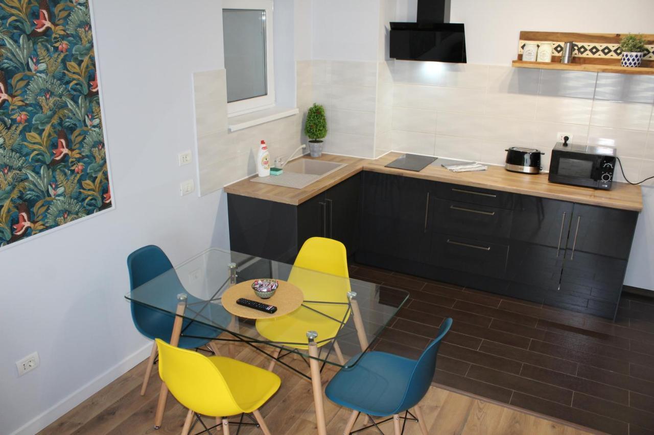 Randevu Apartment Oradea Exterior photo